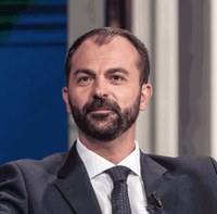 Lorenzo Fioramonti nuovo ministro dell'Istruzione